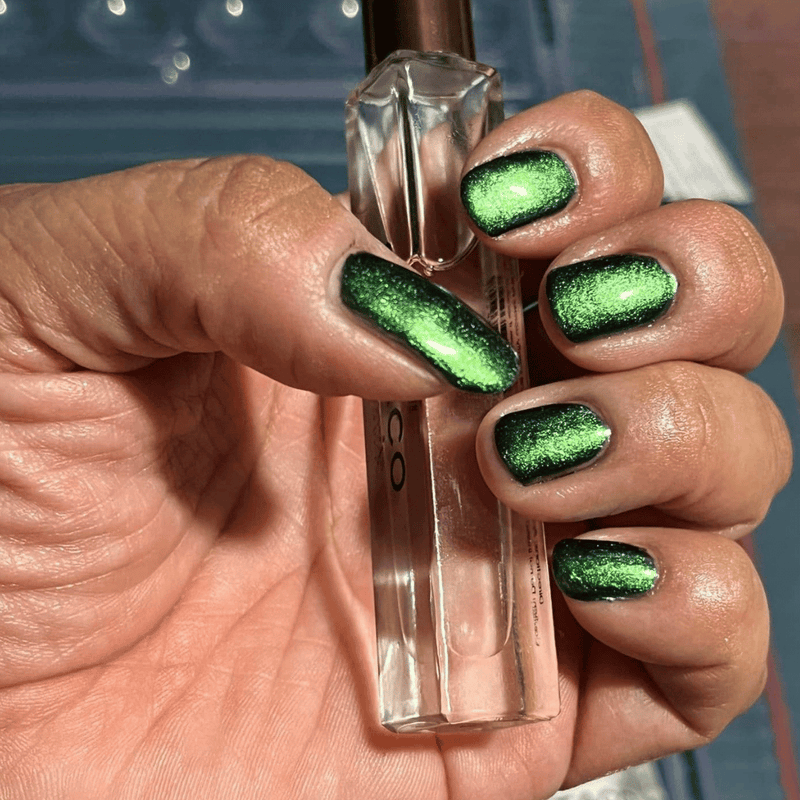 Jade - Metallic Nail Powder