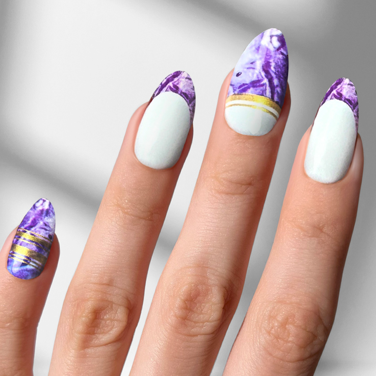 Lavender Strata - Almond Sustainable Nails