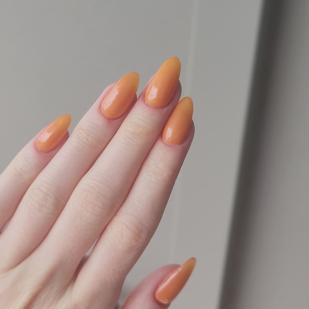 Nectarine - Classic Colour Changing Nail Powder