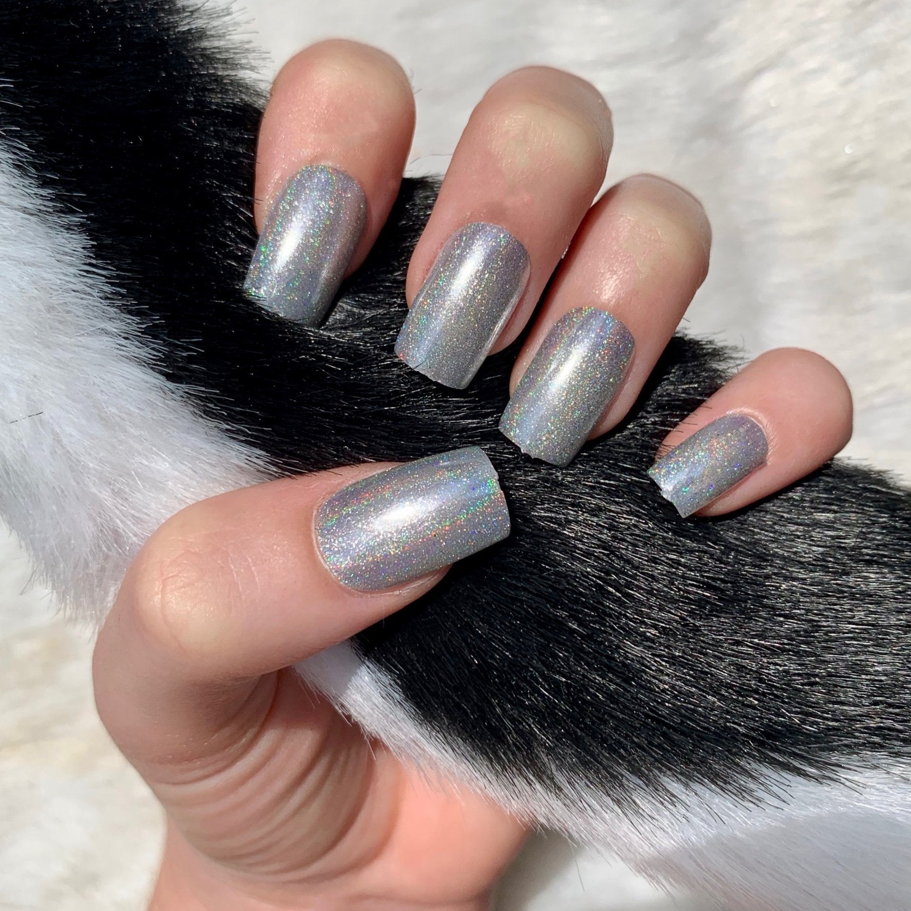 Platinum - Holographic Nail Powder.
